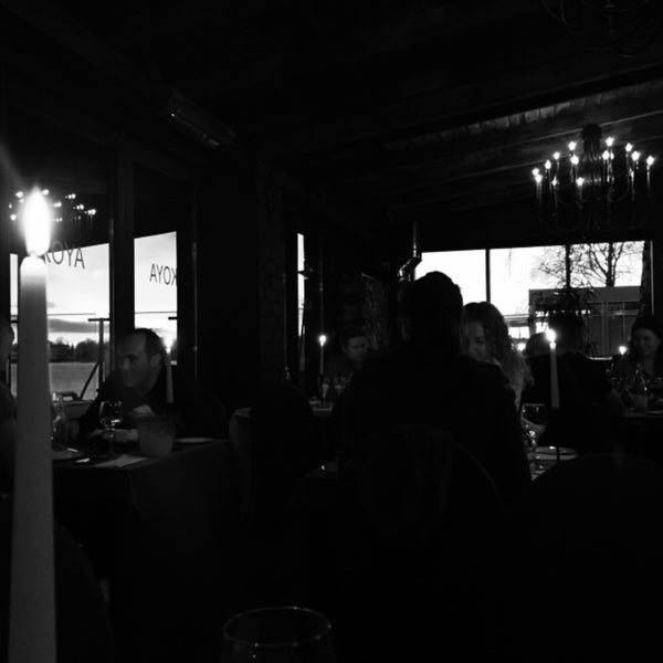 4/22/2015 tarihinde Светлана Е.ziyaretçi tarafından KOYA restorāns &amp; bārs'de çekilen fotoğraf