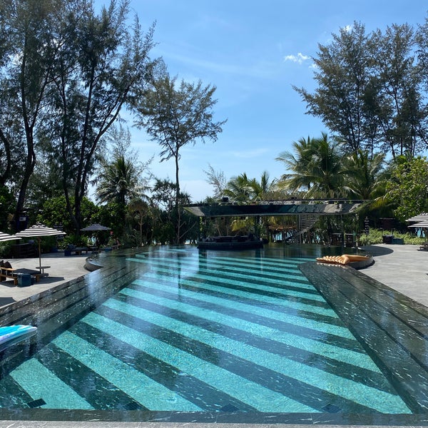 Foto tirada no(a) Baba Beach Club Phuket Luxury Hotel por Kerem S. em 3/7/2021