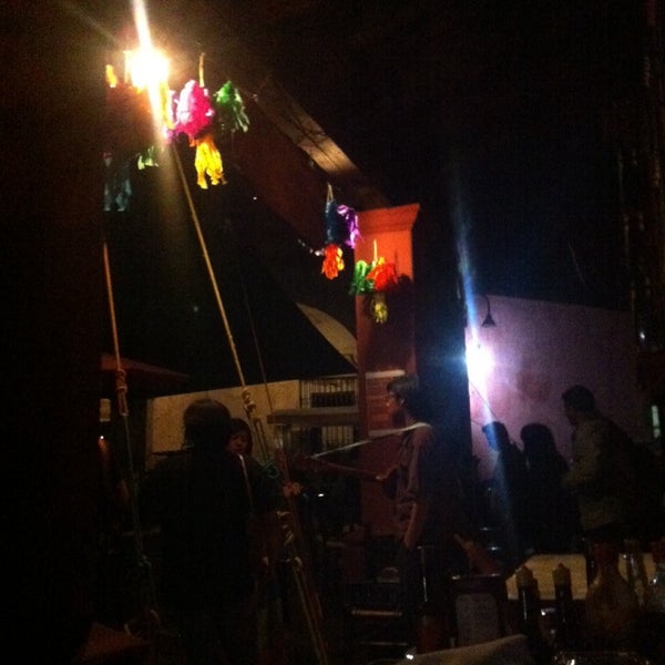 12/15/2013에 Cesar T.님이 Cafe La Antigua Casa Roja에서 찍은 사진