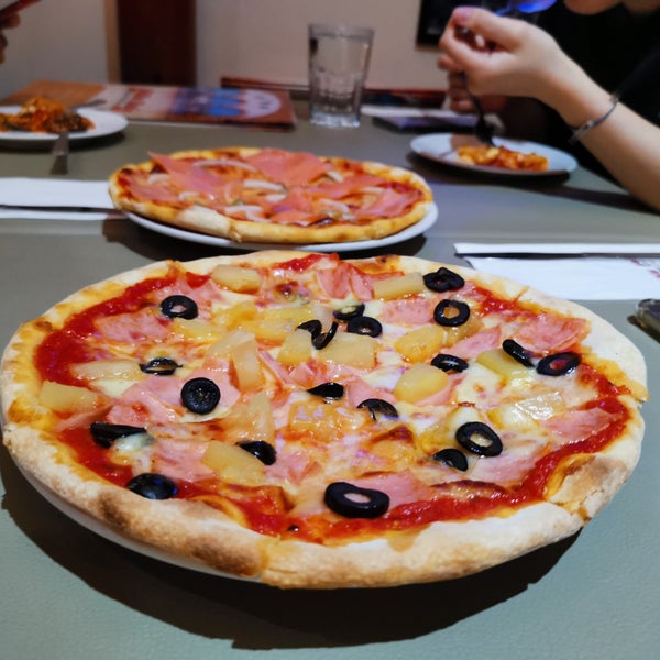 Foto tirada no(a) Little Italy (Pasta &amp; Pizza Corner) por Ss47 em 10/2/2019