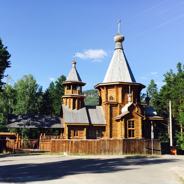 церковь дивногорск. храм иконы божьевэй матери дивногорск. храм святителя иннокентия иркутского дивногорск. храм святителя иннокентия иркутского овсянка. храм в дивногорске красноярского края.