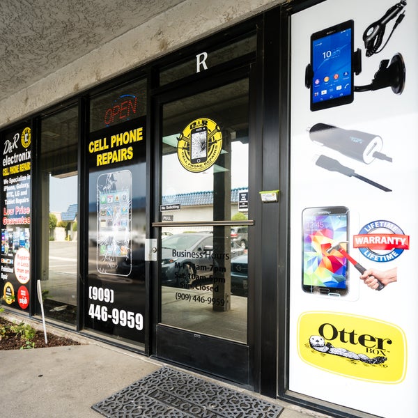Photos At D R Electronix Cell Phone Repairs Redlands
