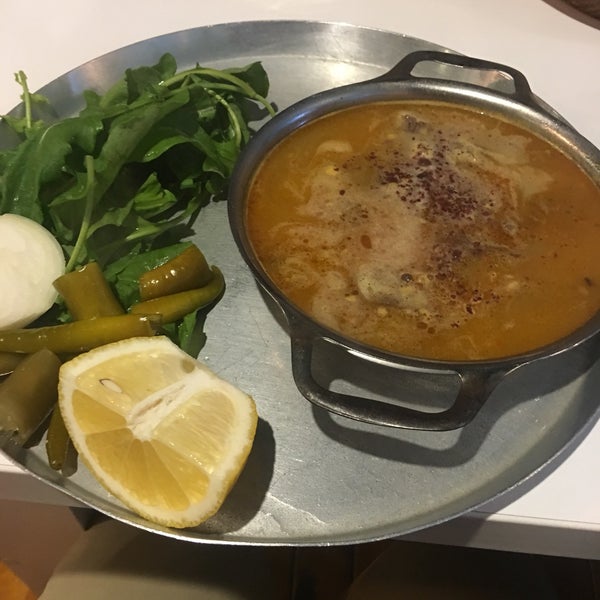 3/10/2018 tarihinde Emre D.ziyaretçi tarafından Kelle Paşa Restaurant'de çekilen fotoğraf