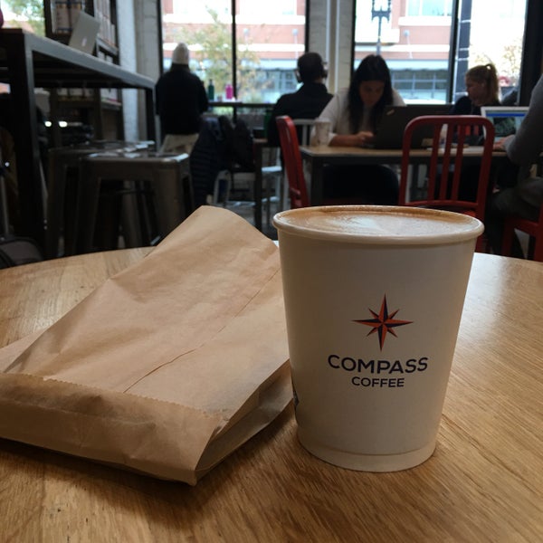 Photo taken at Compass Coffee by Mei-Ju Y. on 11/14/2017