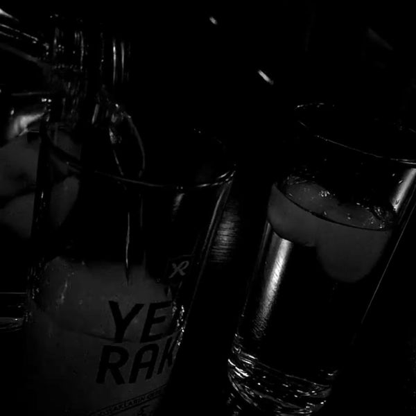 Foto tirada no(a) Bar &amp; Bar por Ayhan em 1/25/2020