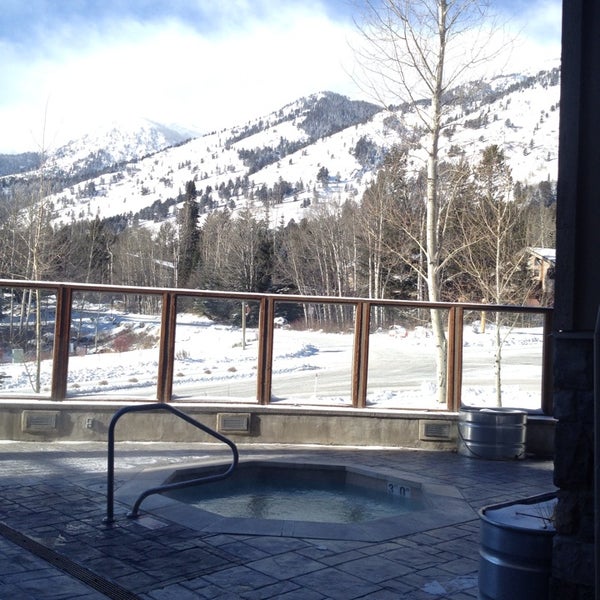 Photo taken at Teton Mountain Lodge &amp; Spa by Arthur T. on 12/4/2013