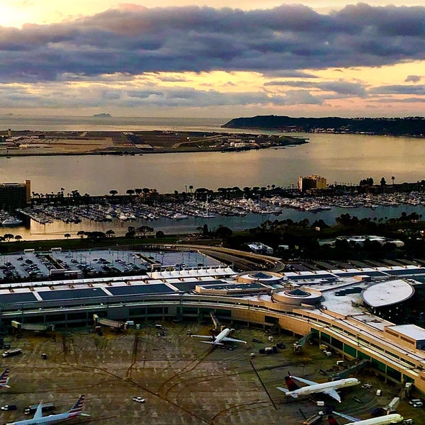 1/10/2022 tarihinde Pericles P.ziyaretçi tarafından San Diego Uluslararası Havalimanı (SAN)'de çekilen fotoğraf