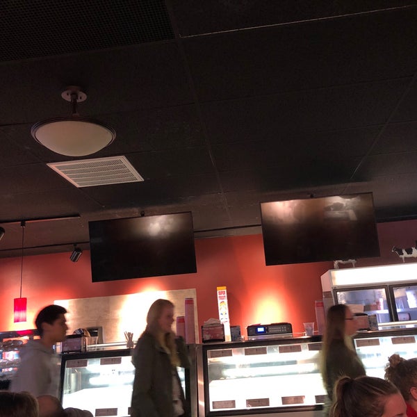 Foto scattata a Winegars Homemade Ice Cream &amp; Coffee da Soren il 3/27/2019