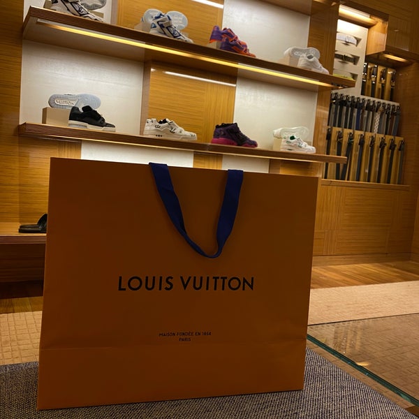 Tysons Galleria - Louis Vuitton, available for curbside pick-up and private  appointments. Call 703-883-8927 upon arrival.