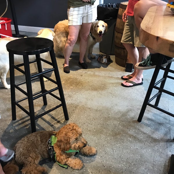 Photo taken at oliver brewing co by Kelly W. on 8/11/2018