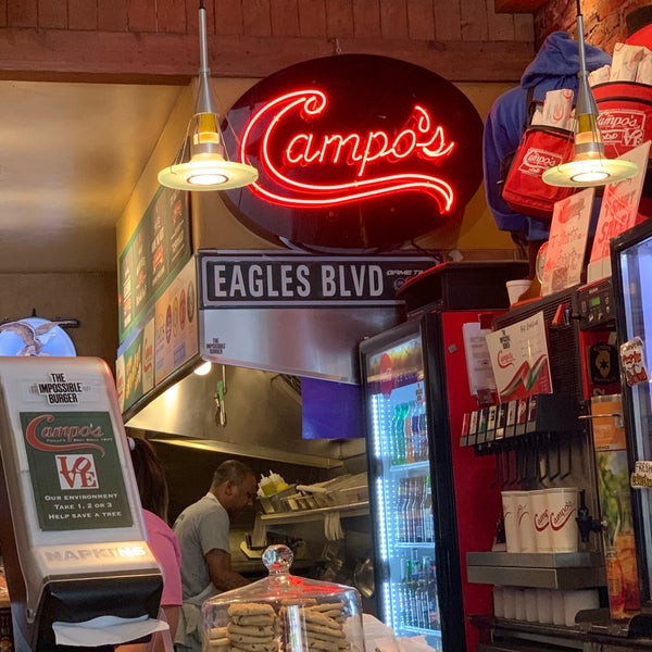 Foto diambil di Campo&#39;s Philly Cheesesteaks oleh Jean B. pada 6/15/2019