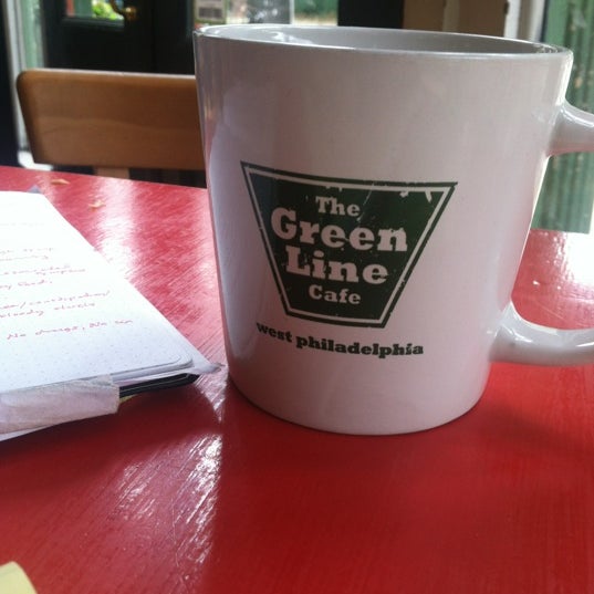 10/31/2012 tarihinde Vishal A.ziyaretçi tarafından Green Line Cafe'de çekilen fotoğraf