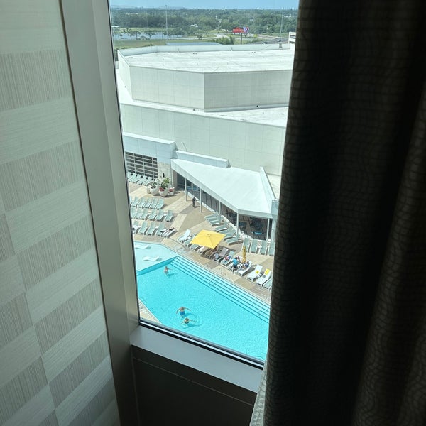 Foto diambil di Seminole Hard Rock Hotel &amp; Casino oleh Fahad pada 5/14/2023