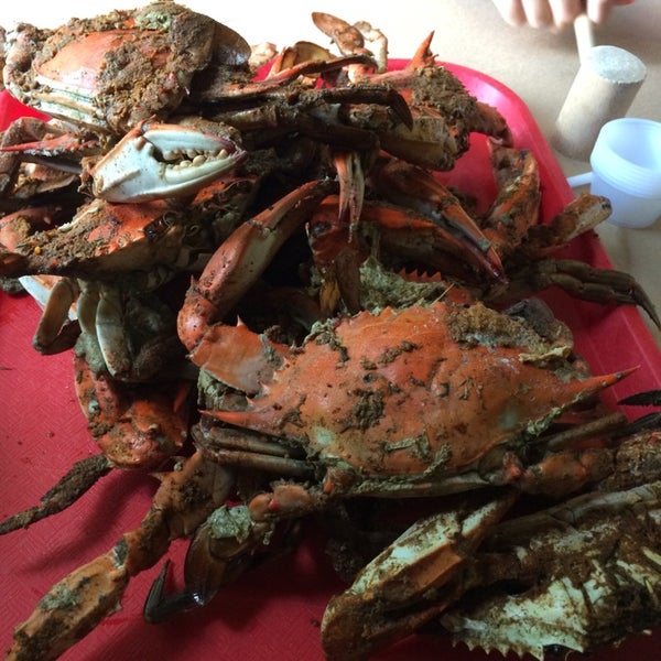 Large crabs by the dozen!