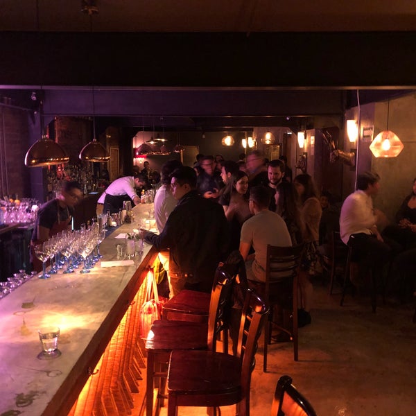 รูปภาพถ่ายที่ Ladina Bar โดย Areli E. เมื่อ 8/13/2018