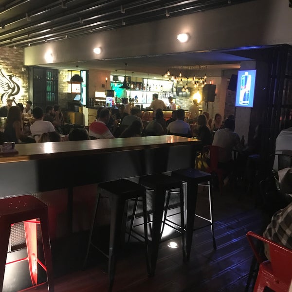 Foto tirada no(a) Liverpool Pub por Oğuzhan K. em 8/20/2020