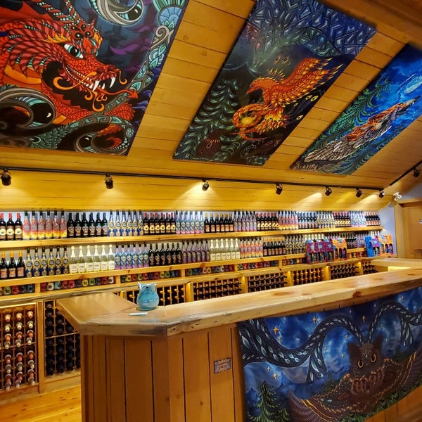 Vibrant Vine Vineyard Wine Bar in Kelowna