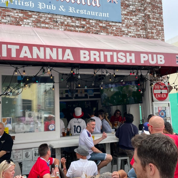 Foto tirada no(a) The Britannia Pub por Jonathan W. em 7/3/2021