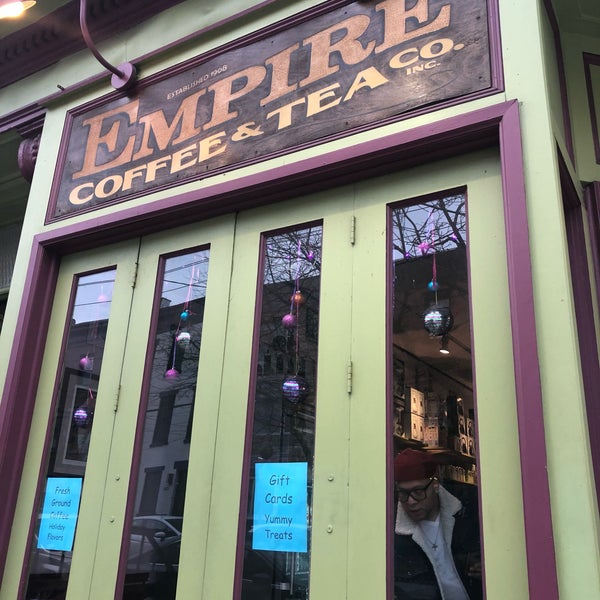 12/30/2018에 Megan C.님이 Empire Coffee &amp; Tea에서 찍은 사진