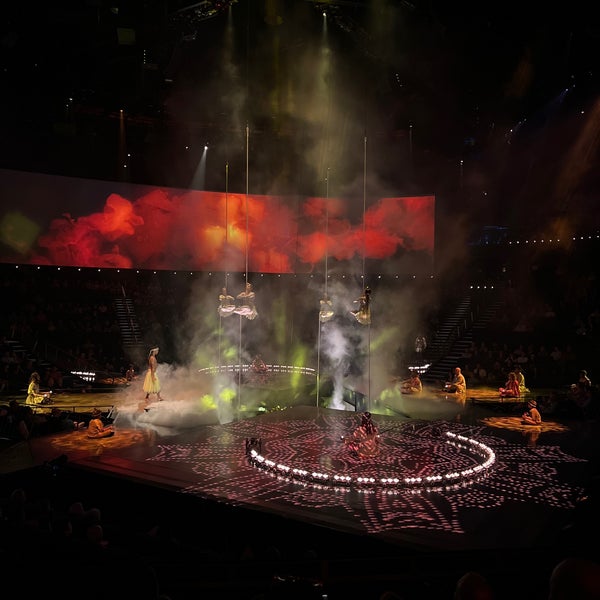 Foto diambil di The Beatles LOVE (Cirque du Soleil) oleh Mohammed pada 7/15/2022