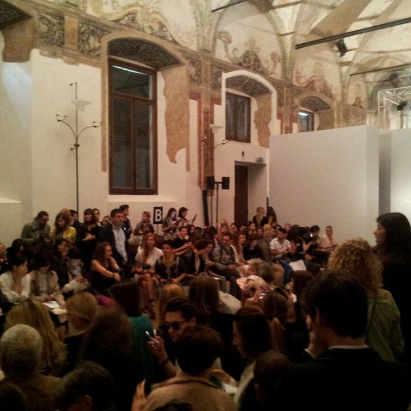 9/18/2013にAnna S.がSocietà Umanitariaで撮った写真