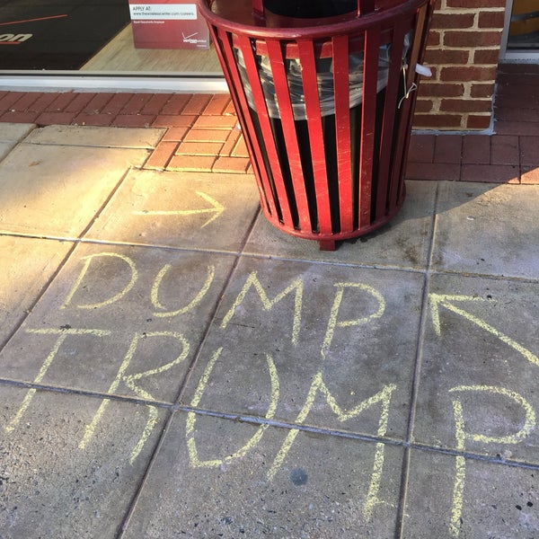 Montgomery County Liquor & Wine Fallsgrove 1 tavsiye