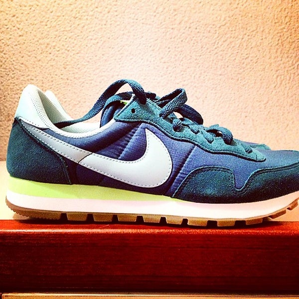 Photos At Nike Factory Store 503 Visitors