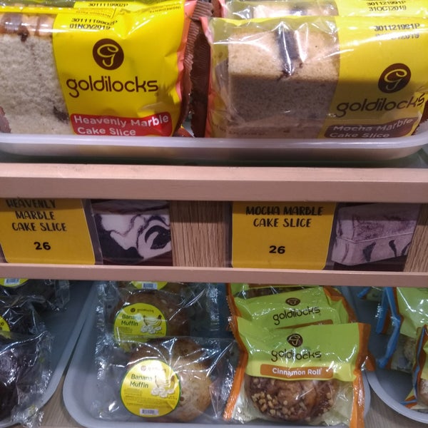 Goldilocks Bakery in Quezon City