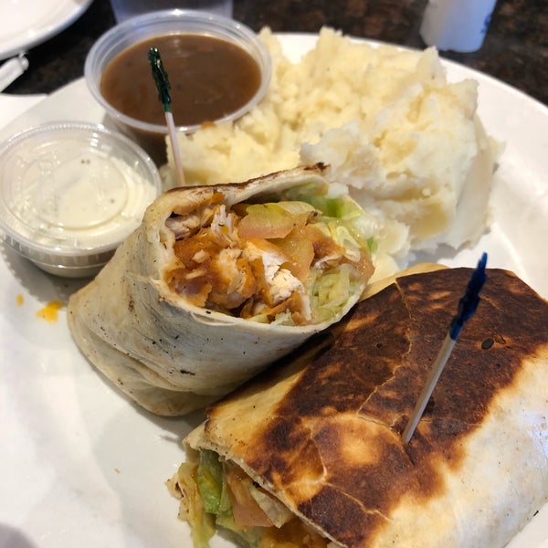 Starters Bar & Grill American Restaurant in Detroit