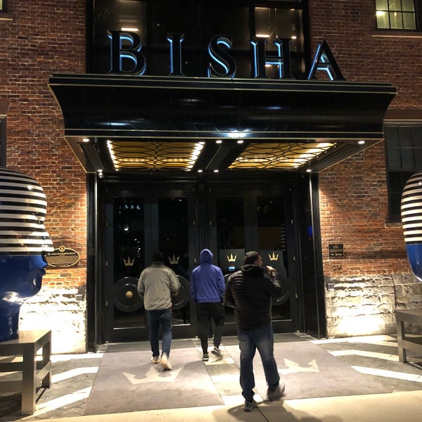 Foto tirada no(a) Bisha Hotel por Ryan P. em 3/13/2019