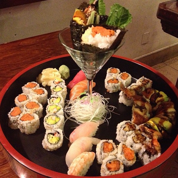 7/12/2013にjohn c.がYummy Sushiで撮った写真