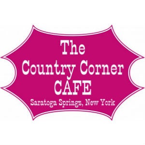 7/31/2014 tarihinde Country Corner Cafeziyaretçi tarafından Country Corner Cafe'de çekilen fotoğraf