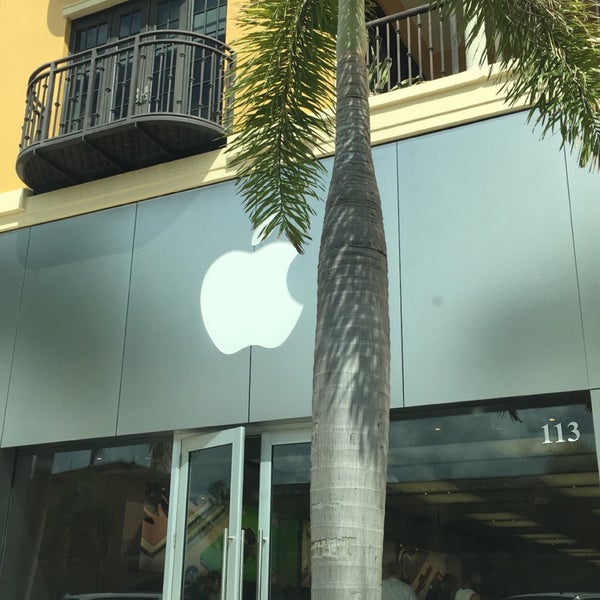 Coconut Point Apple Store closes for renovation