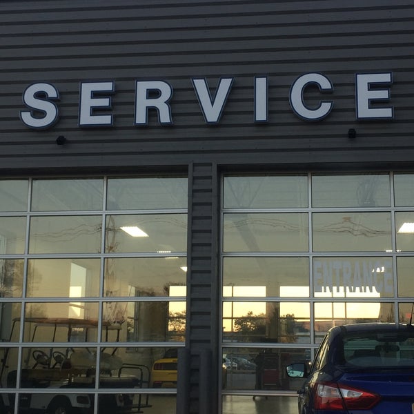 Spirit Ford Auto Dealership in Dundee