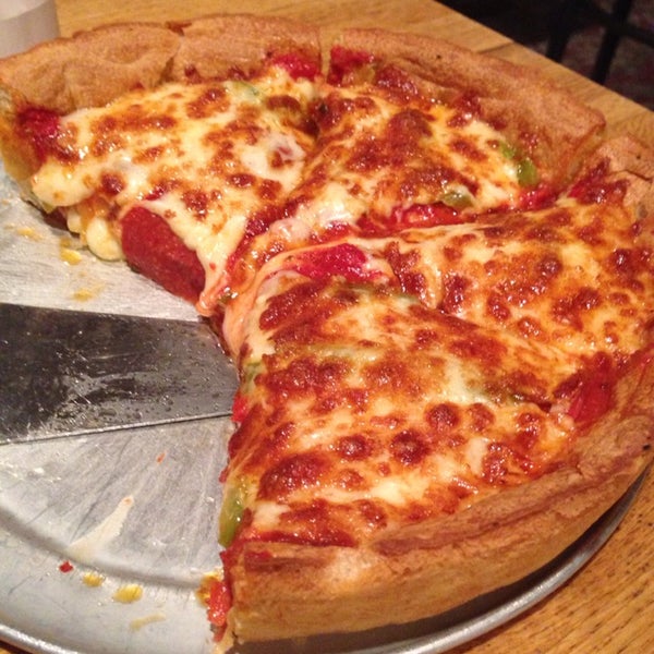 Oley's Pizza Pizza Place in Fort Wayne