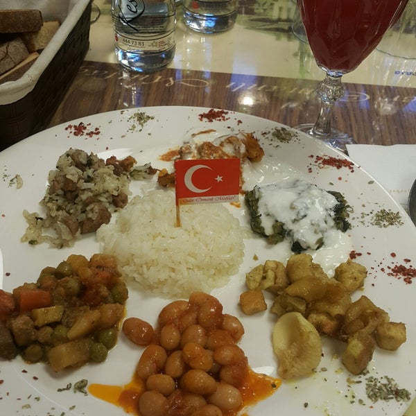 3/28/2019にÇiğdem C.がGüler Osmanlı Mutfağıで撮った写真