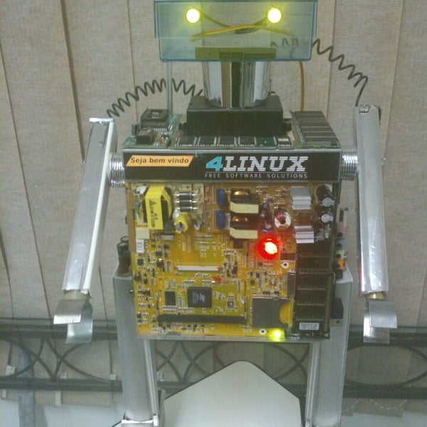 รูปภาพถ่ายที่ 4Linux Free Software Solutions โดย Wagner M. เมื่อ 2/17/2014