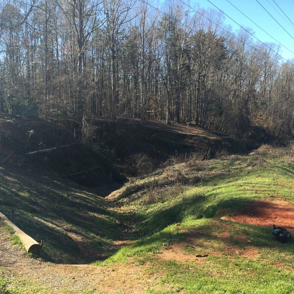 Renaissance Park Disc Golf Course Charlotte'de Golf Sahası