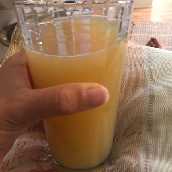 Growler Garage Beer Garden