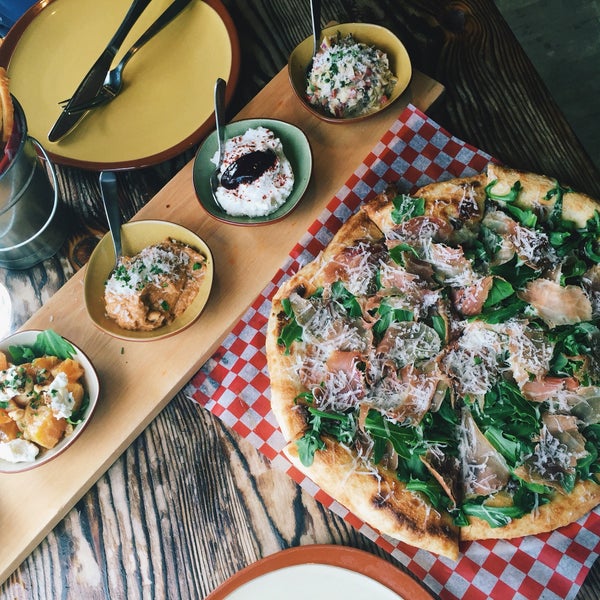 Their prosciutto pizza was amazing! Try it along with their spreads!