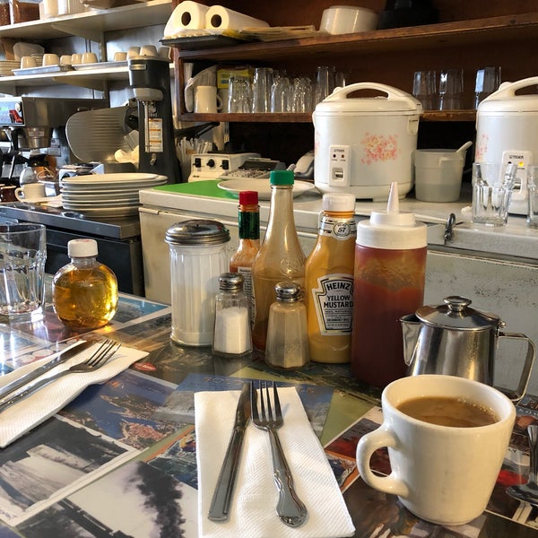 3/24/2019 tarihinde Kristina B.ziyaretçi tarafından Art&#39;s Cafe'de çekilen fotoğraf