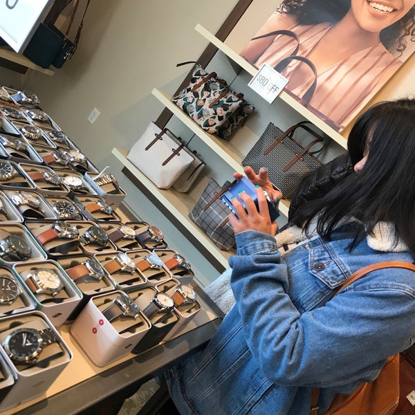 fossil niagara falls outlet