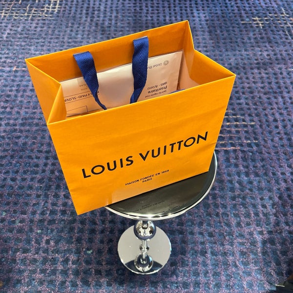 Une boutique-atelier Louis Vuitton sur la Place Vendôme – L'Express