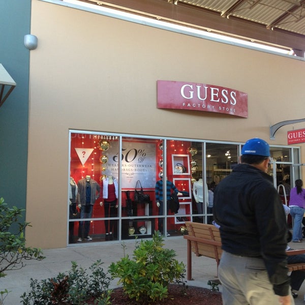 Guess factory deals outlet boots