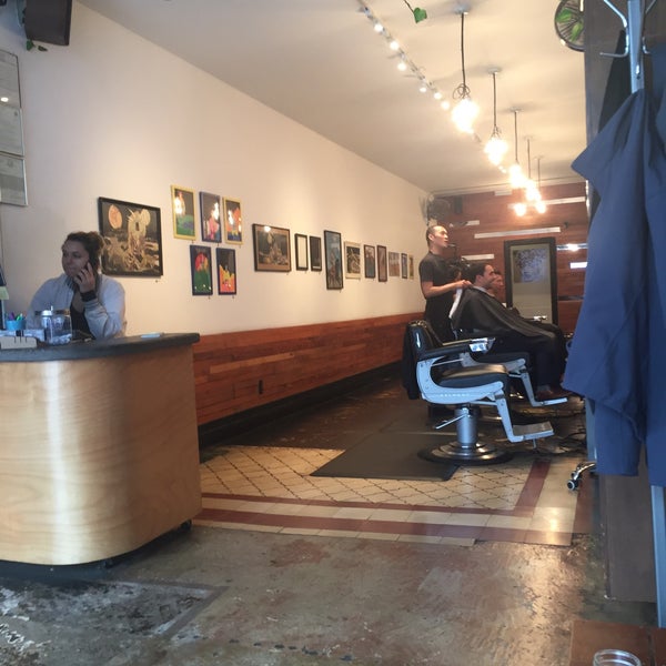 8/9/2017에 Brian R.님이 Public Barber Salon에서 찍은 사진