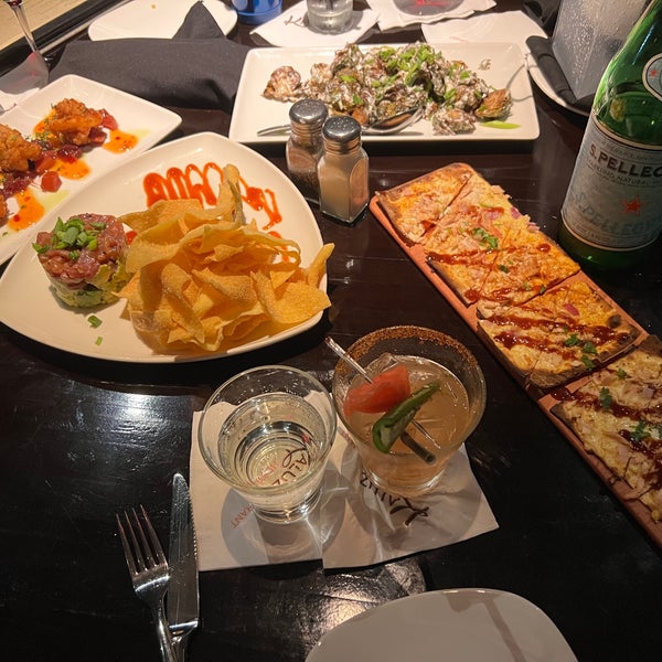 10/9/2022 tarihinde Jane S.ziyaretçi tarafından Kaluz Restaurant'de çekilen fotoğraf