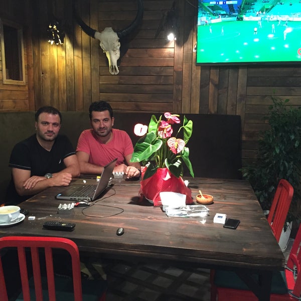 Photo taken at Nişet Steakhouse &amp; Lounge by Ersin K. on 8/23/2015