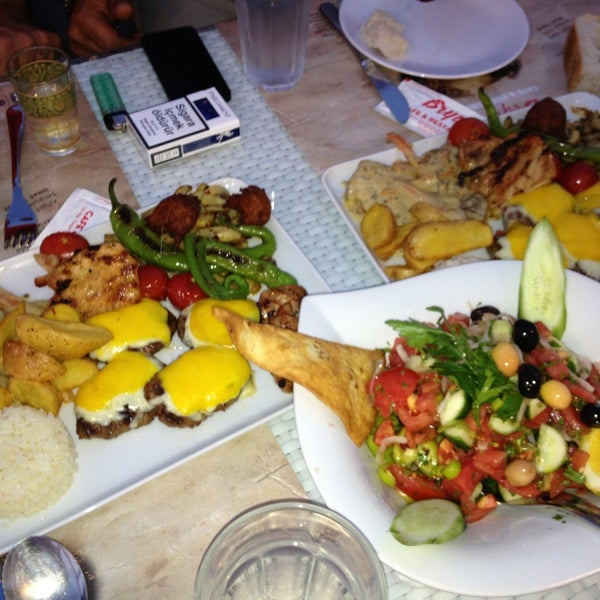 Foto diambil di Bryas Cafe &amp; Restaurant oleh Erkan U. pada 8/23/2013