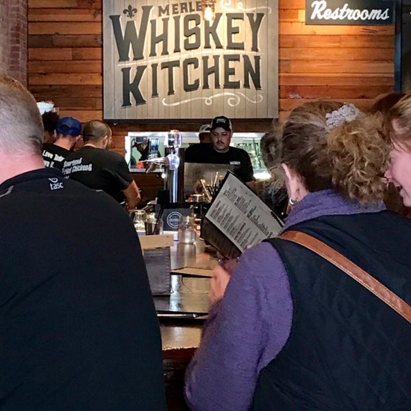 Foto diambil di Merle&#39;s Whiskey Kitchen oleh Brian S. pada 10/20/2018