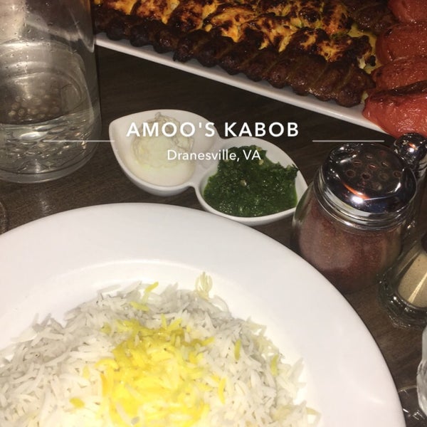Foto tirada no(a) Amoo&#39;s Kabob por IMY em 12/29/2019